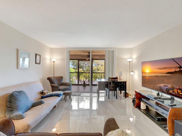 14723 Cumberland Drive 404 B, Delray Beach FL 33446