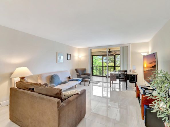 14723 Cumberland Drive 404 B, Delray Beach FL 33446