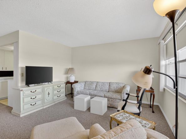 4093 Wolverton E 4093, Boca Raton FL 33434