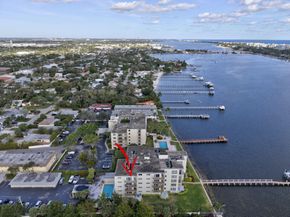 1206 S Lake Drive 504, Lantana FL 33462