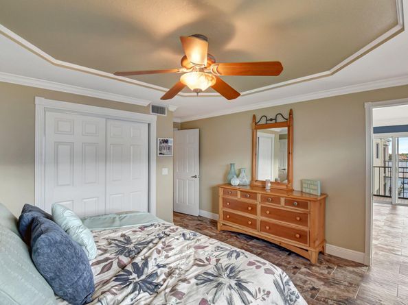 1206 S Lake Drive 504, Lantana FL 33462