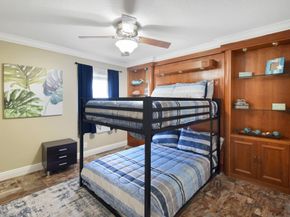 1206 S Lake Drive 504, Lantana FL 33462