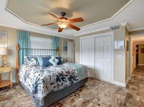 1206 S Lake Drive 504, Lantana FL 33462