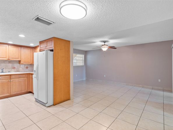 11101 Royal Palm Blvd 102, Coral Springs FL 33065