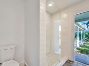 11600 NW 26th St, Plantation FL 33323