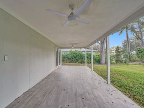 11600 NW 26th St, Plantation FL 33323