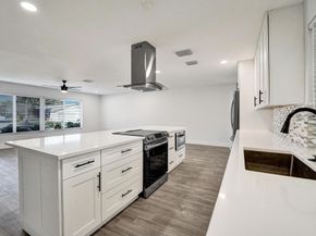11600 NW 26th St, Plantation FL 33323