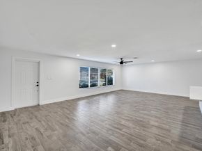 11600 NW 26th St, Plantation FL 33323