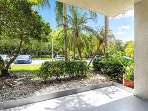 5051 Wiles Road 107, Coconut Creek FL 33073