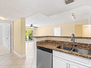 5051 Wiles Road 107, Coconut Creek FL 33073
