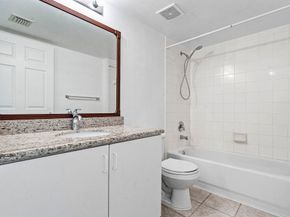 5051 Wiles Road 107, Coconut Creek FL 33073