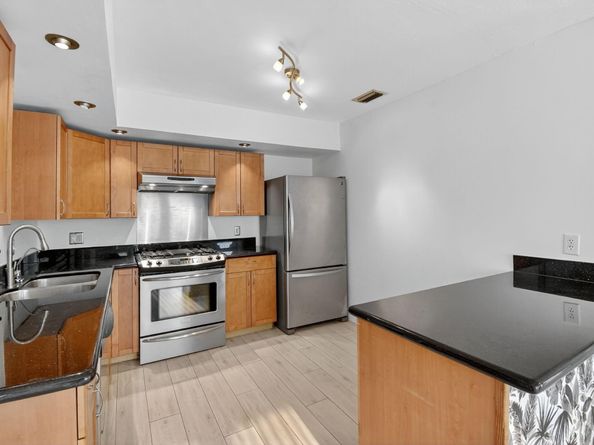 1606 NE 15TH Av, Fort Lauderdale FL 33305