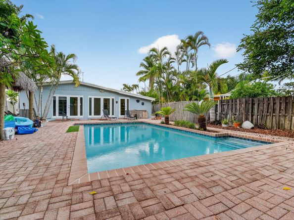 1606 NE 15TH Av, Fort Lauderdale FL 33305