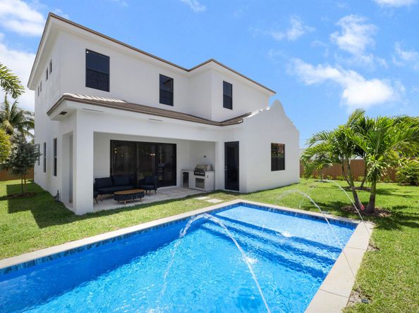 309 Cascade Lane, Palm Beach Shores FL 33404