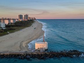 309 Cascade Lane, Palm Beach Shores FL 33404
