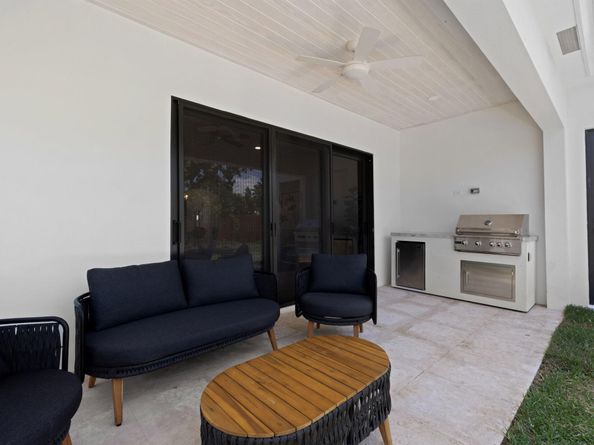 309 Cascade Lane, Palm Beach Shores FL 33404