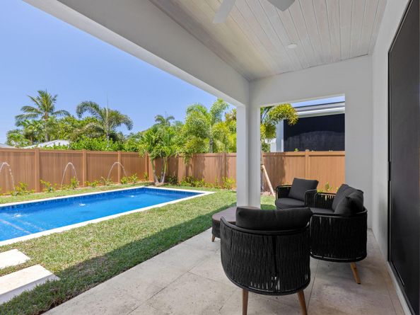 309 Cascade Lane, Palm Beach Shores FL 33404