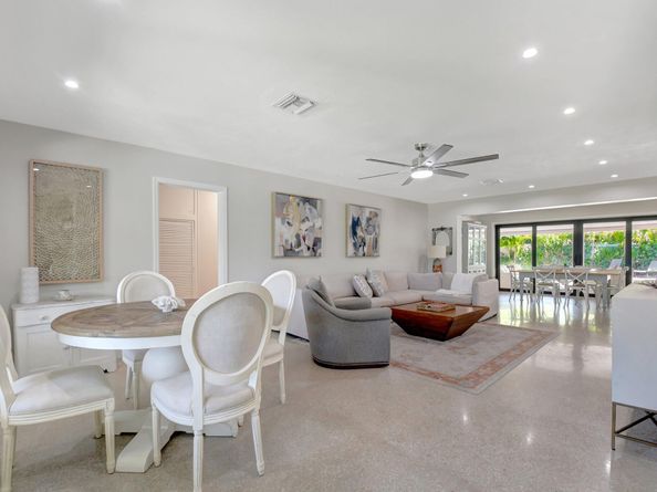 110 NW 12th Street, Delray Beach FL 33444