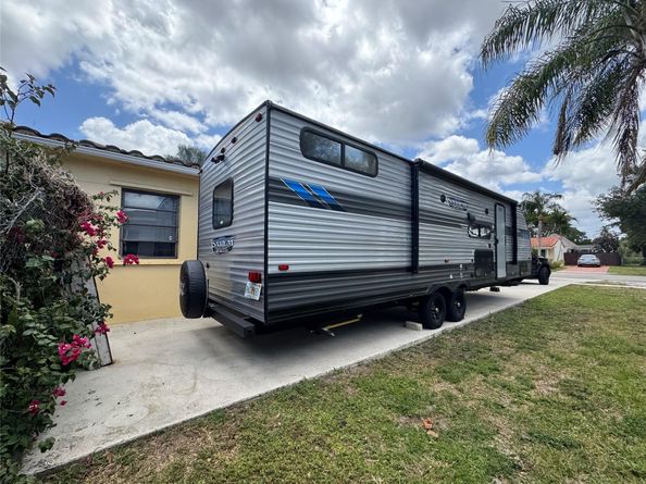 1007 N 31st Rd, Hollywood FL 33021