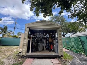 1007 N 31st Rd, Hollywood FL 33021