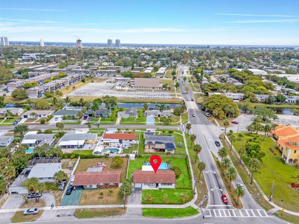 3700 N Australian Avenue, West Palm Beach FL 33407