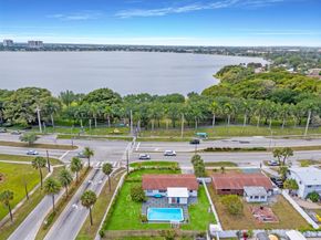 3700 N Australian Avenue, West Palm Beach FL 33407
