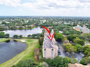 3300 W Rolling Hills Circle 705, Davie FL 33328