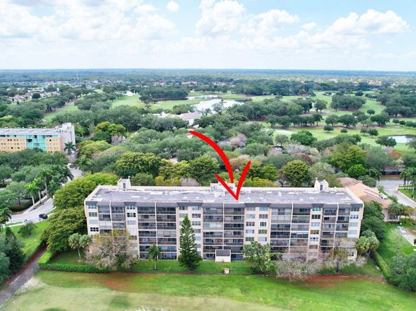 3300 W Rolling Hills Circle 705, Davie FL 33328