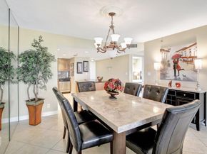 3300 W Rolling Hills Circle 705, Davie FL 33328