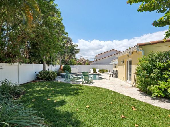 3402 N Leigh Rd, Pompano Beach FL 33062