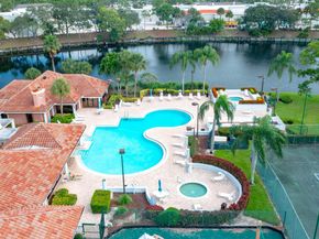 300 Crosswinds Drive D1, Greenacres FL 33413