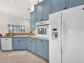 6585 Murano Way, Lake Worth FL 33467