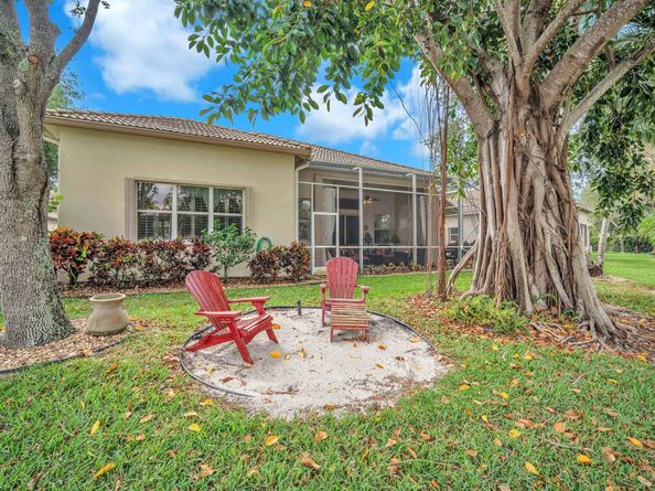 6585 Murano Way, Lake Worth FL 33467