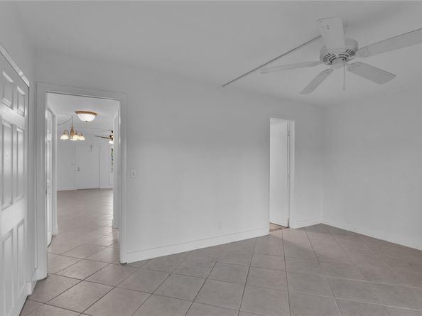 177 Fanshaw E, Boca Raton FL 33434