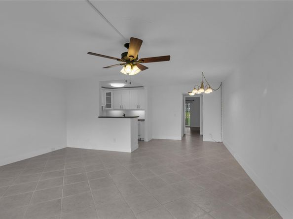 177 Fanshaw E, Boca Raton FL 33434