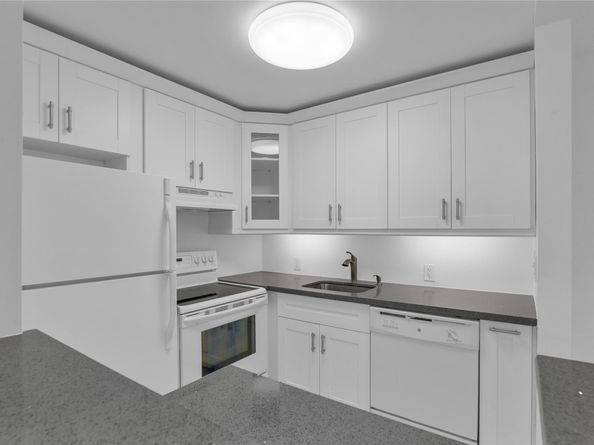 177 Fanshaw E, Boca Raton FL 33434