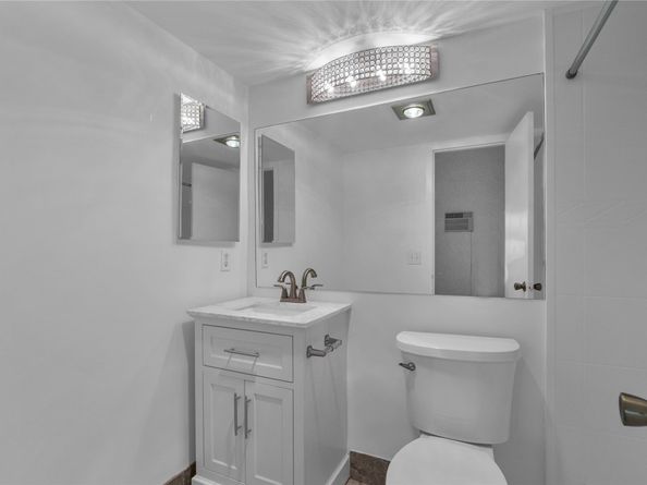 177 Fanshaw E, Boca Raton FL 33434