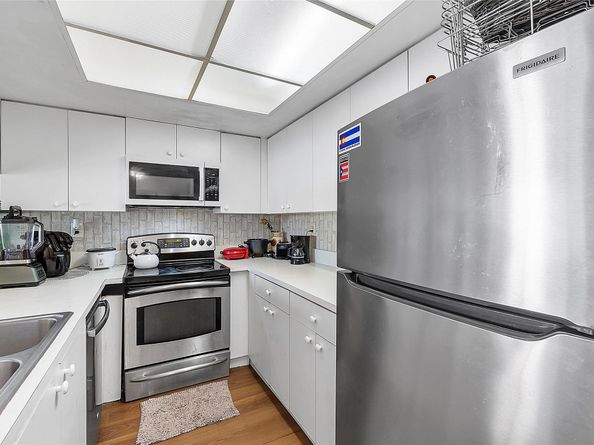 701 NW 19th Street 202, Fort Lauderdale FL 33311