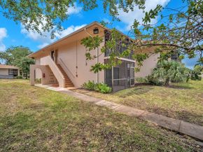 5821 Washington Street 21, Hollywood FL 33023