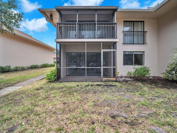 5821 Washington Street 21, Hollywood FL 33023