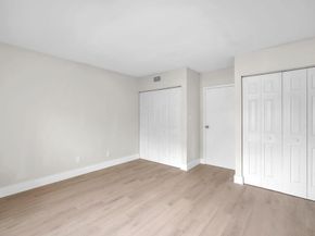 5821 Washington Street 21, Hollywood FL 33023