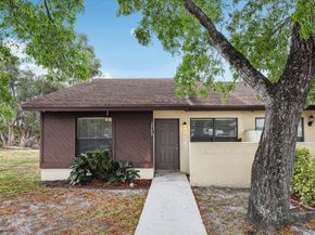 3789 Mil Pond Ct, Greenacres FL 33463