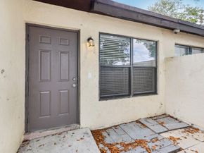 3789 Mil Pond Ct, Greenacres FL 33463