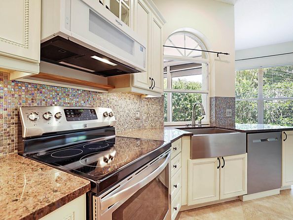 227 Shorewood Way, Jupiter FL 33458
