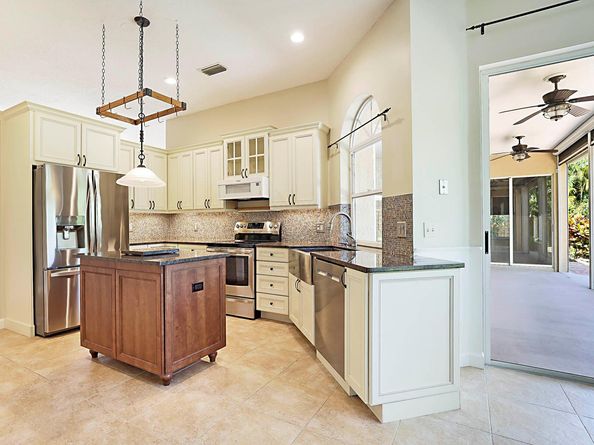227 Shorewood Way, Jupiter FL 33458