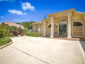 227 Shorewood Way, Jupiter FL 33458