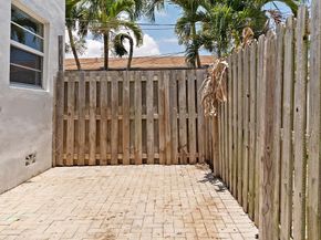 902 N J Street, Lake Worth Beach FL 33460