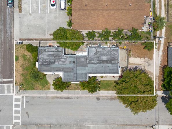 902 N J Street, Lake Worth Beach FL 33460