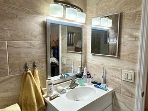 728 Ridge Road 35, Lantana FL 33462