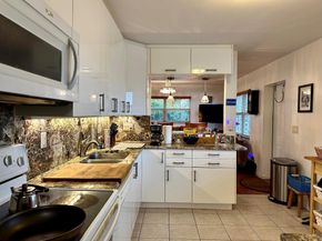 728 Ridge Road 35, Lantana FL 33462